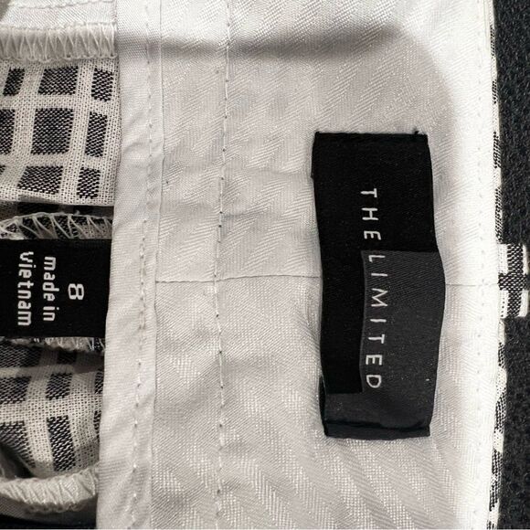 The Limited Gray & White Plaid Cropped Ankle Pants - Size 8 - Picture 7 of 8